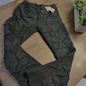 Gallery dept collage sweatpants size small never been worn